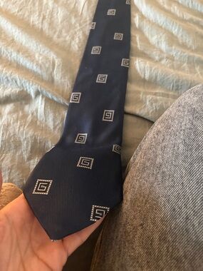 Gucci Navy Silk Tie with Silver Geometric Squares